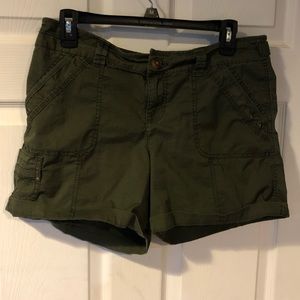 Maurices Green Shorts NWOT